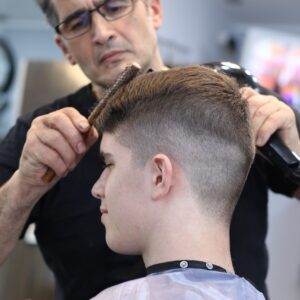 haircut, barber, hairstyle-4019676.jpg